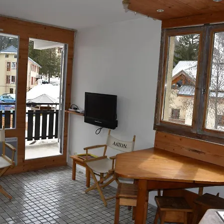 Apartment Au Centre De Pralognan, Proche Telepherique Et Commerces - Fr-1-464-132 Pralognan-la-Vanoise